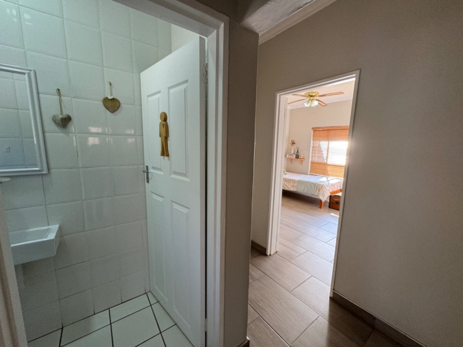  Bedroom Property for Sale in El Toro Park Northern Cape